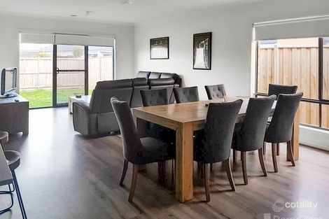 Property photo of 11 Harmony Place Officer VIC 3809