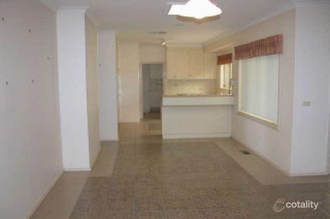 Property photo of 6 Wandoo Place Bourkelands NSW 2650
