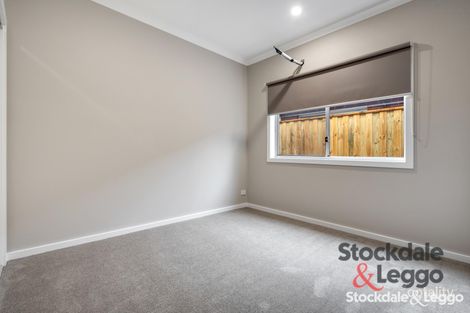 Property photo of 16 Alpaca Drive Sunbury VIC 3429