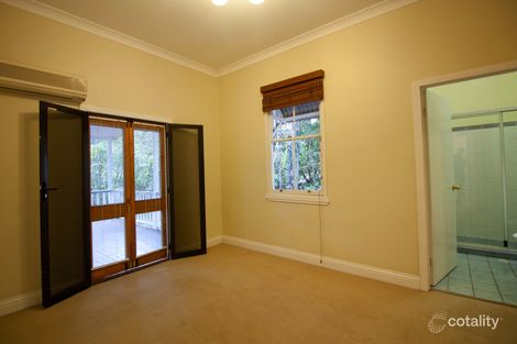Property photo of 28 Neville Street Kangaroo Point QLD 4169