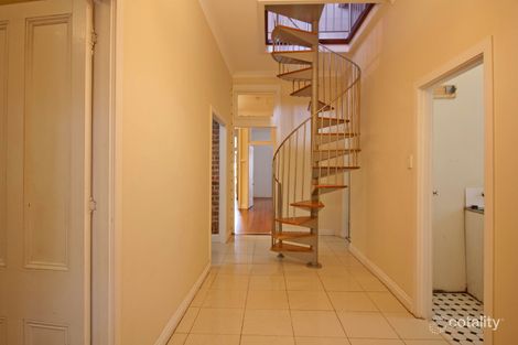Property photo of 28 Neville Street Kangaroo Point QLD 4169