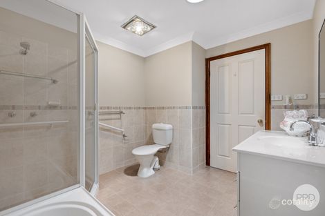 Property photo of 2/7 Kylie Tennant Close Glenmore Park NSW 2745