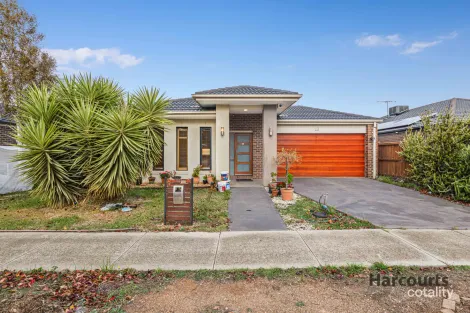 Property photo of 23 Evadene Drive Tarneit VIC 3029
