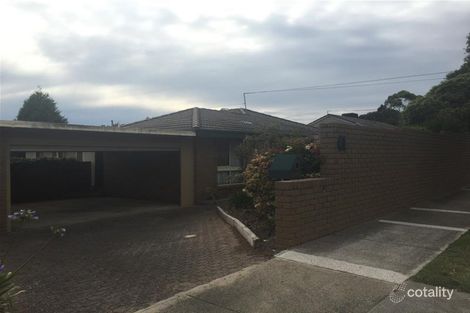 41 Outlook Dr, Dandenong North, VIC 3175