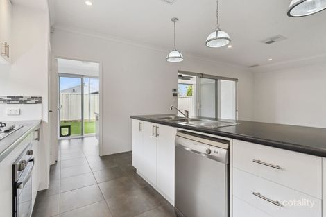 Property photo of 12 Normandie Way Hilbert WA 6112