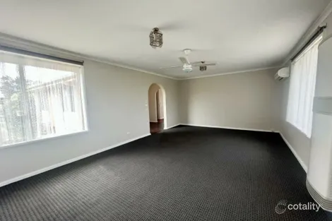 Property photo of 6 Armstrong Court Whittington VIC 3219