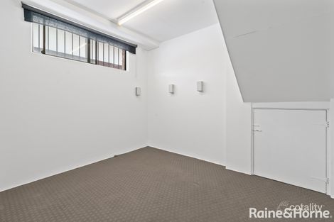 Property photo of 1/127 Maidens Brush Road Wyoming NSW 2250