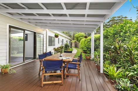 Property photo of 15 Sharon Crescent Mountain Creek QLD 4557