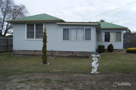 Property photo of 2 Phillip Street Armidale NSW 2350