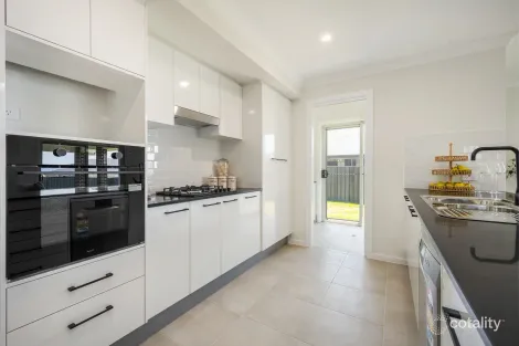 Property photo of 52 Knox Crescent Caerleon NSW 2850