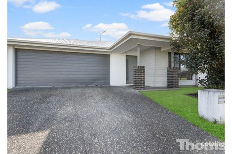 6 Awoonga Cres, Morayfield, QLD 4506