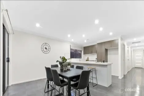 Property photo of 62 Parklink Drive Cranbourne East VIC 3977