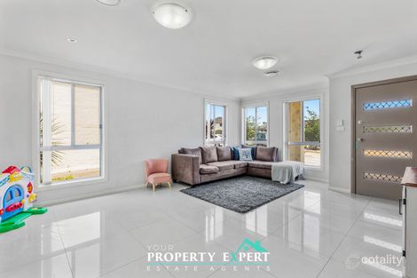 Property photo of 31/30 Australis Drive Ropes Crossing NSW 2760