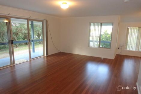 Property photo of 18 Fourth Avenue Maaroom QLD 4650