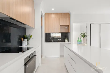 Property photo of 2 Cosmos Place Flagstone QLD 4280