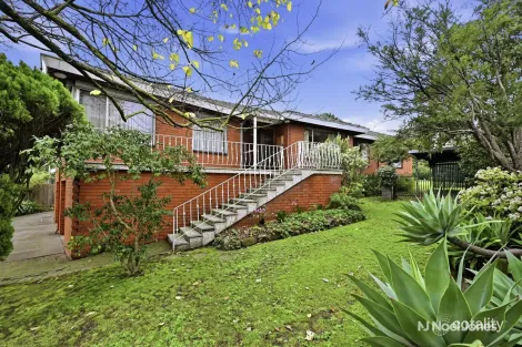305 Dorset Rd, Croydon, VIC 3136
