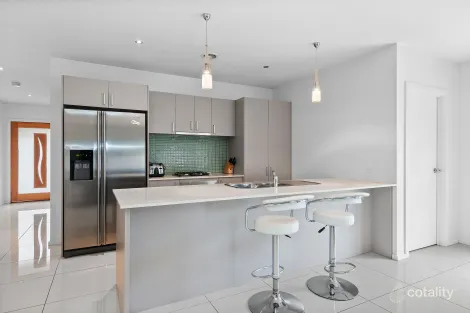 Property photo of 12 Sheehan Court Ballarat East VIC 3350