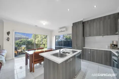 Property photo of 2/13 Stacey Court Harkness VIC 3337