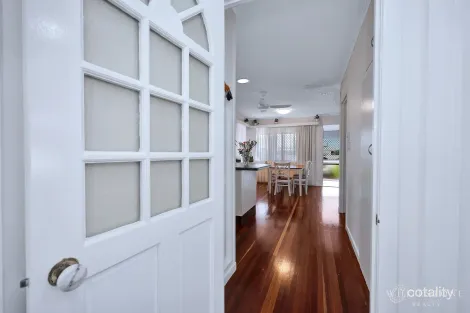 Property photo of 11 Baker Street Kepnock QLD 4670