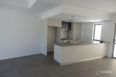 Property photo of 13A Sylvia Place Nollamara WA 6061