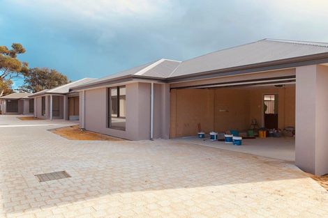 83b Eddystone Ave, Craigie, WA 6025