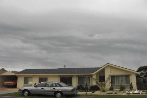 27 Newlyn Dr, Craigieburn, VIC 3064