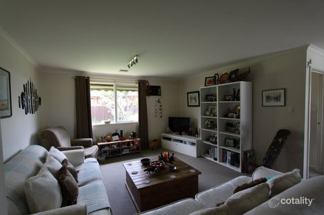 Property photo of 11 Daphne Crescent Werribee VIC 3030