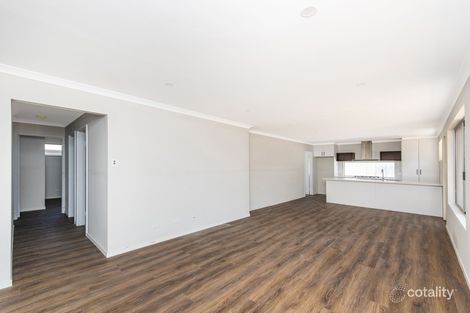 Property photo of 33 Connaught Street Forrestfield WA 6058