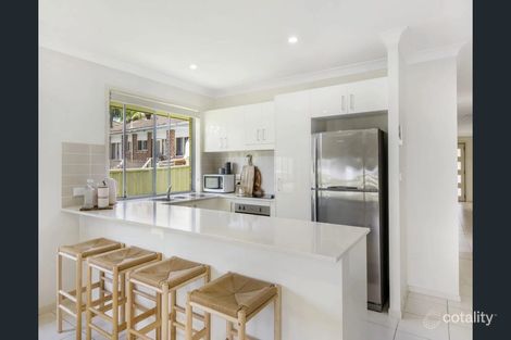 Property photo of 3 Leumeah Avenue Chain Valley Bay NSW 2259