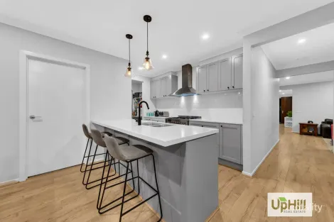 Property photo of 14 Basalt Drive Clyde North VIC 3978