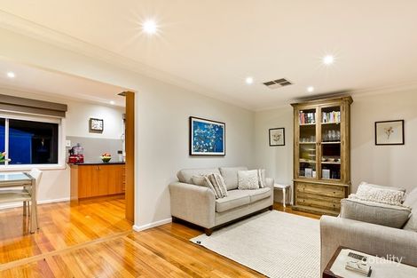 Property photo of 2 Paton Court Greensborough VIC 3088