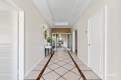 Property photo of 9 Sinagra Way Yangebup WA 6164