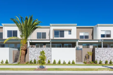 3/6 Park Cove Bvd, Hope Island, QLD 4212