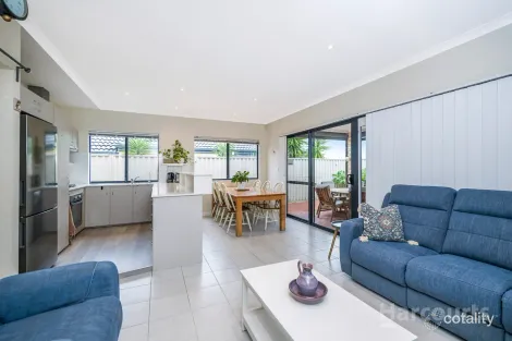 Property photo of 31 Traminer Way Pearsall WA 6065