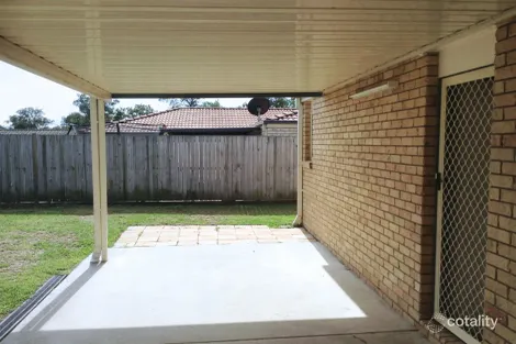 Property photo of 6 Sunbeam Court Morayfield QLD 4506