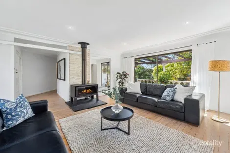 34 Magnolia St, Kirrawee, NSW 2232