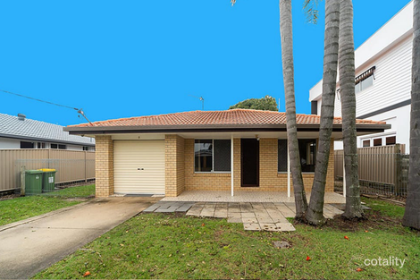 9 Donald Ave, Paradise Point, QLD 4216