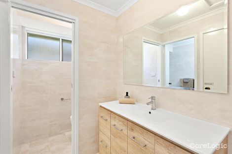 Property photo of 8 Ravenscliffe Road Shoalhaven Heads NSW 2535