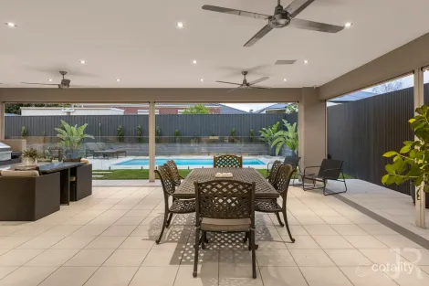 Property photo of 30 Sheldon Drive Berwick VIC 3806