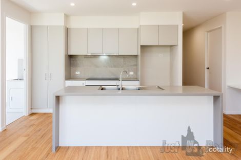 Property photo of 15 Wren Place Branyan QLD 4670