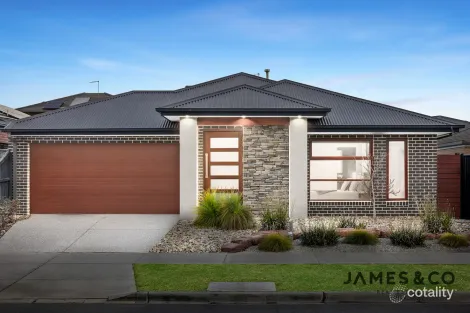 Property photo of 13 Roderick Avenue Doreen VIC 3754