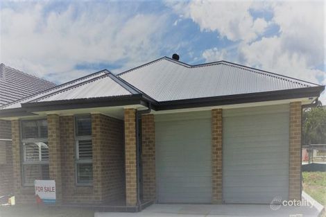 Property photo of 28 Eleanor Close Hamlyn Terrace NSW 2259