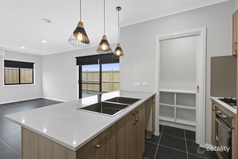 Property photo of 1802 Ramornie Loop Wollert VIC 3750