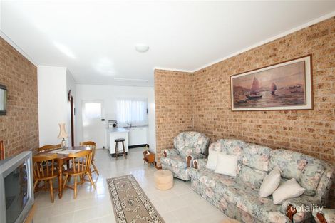 Property photo of 2/2 Hope Close Dunbogan NSW 2443