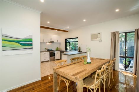 Property photo of 2 Myrtle Grove Tecoma VIC 3160