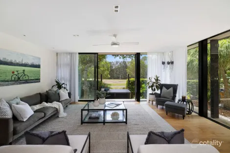 Property photo of 21 Eurobin Avenue Manly NSW 2095