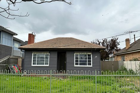 18 Stenhouse Ave, Brooklyn, VIC 3012