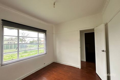 Property photo of 18 Stenhouse Avenue Brooklyn VIC 3012