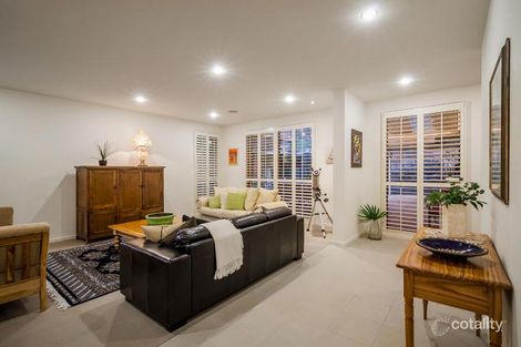 Property photo of 120 Springthorpe Boulevard Macleod VIC 3085