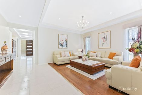 Property photo of 16 Mayfield Drive Mount Waverley VIC 3149